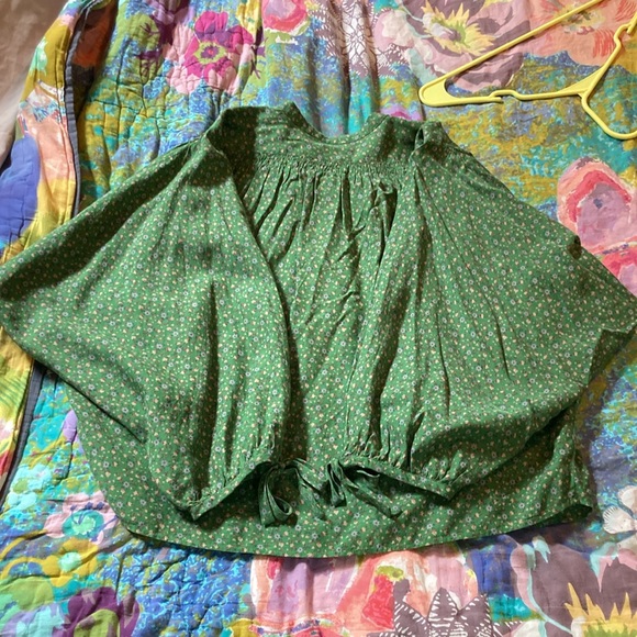 Doen O'Keefe in Green Martha's Garden - Picture 15 of 17